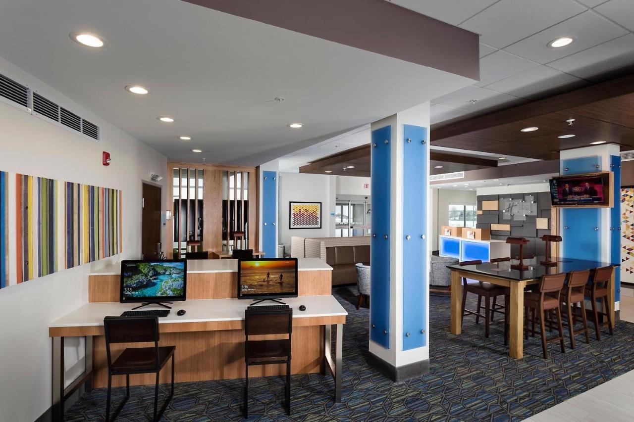 Holiday Inn Express & Suites - West Des Moines - Jordan Creek By Ihg Esterno foto