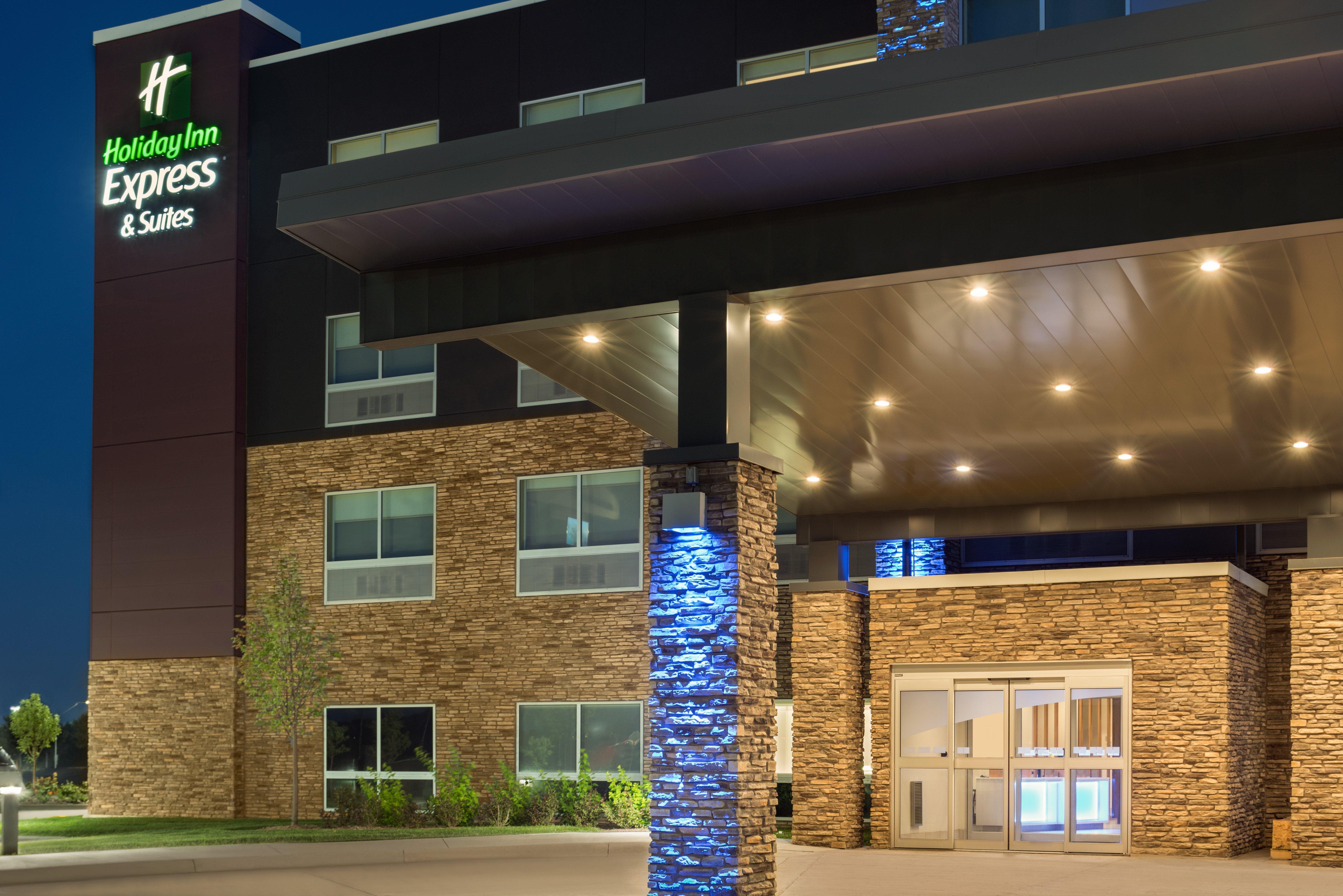 Holiday Inn Express & Suites - West Des Moines - Jordan Creek By Ihg Esterno foto