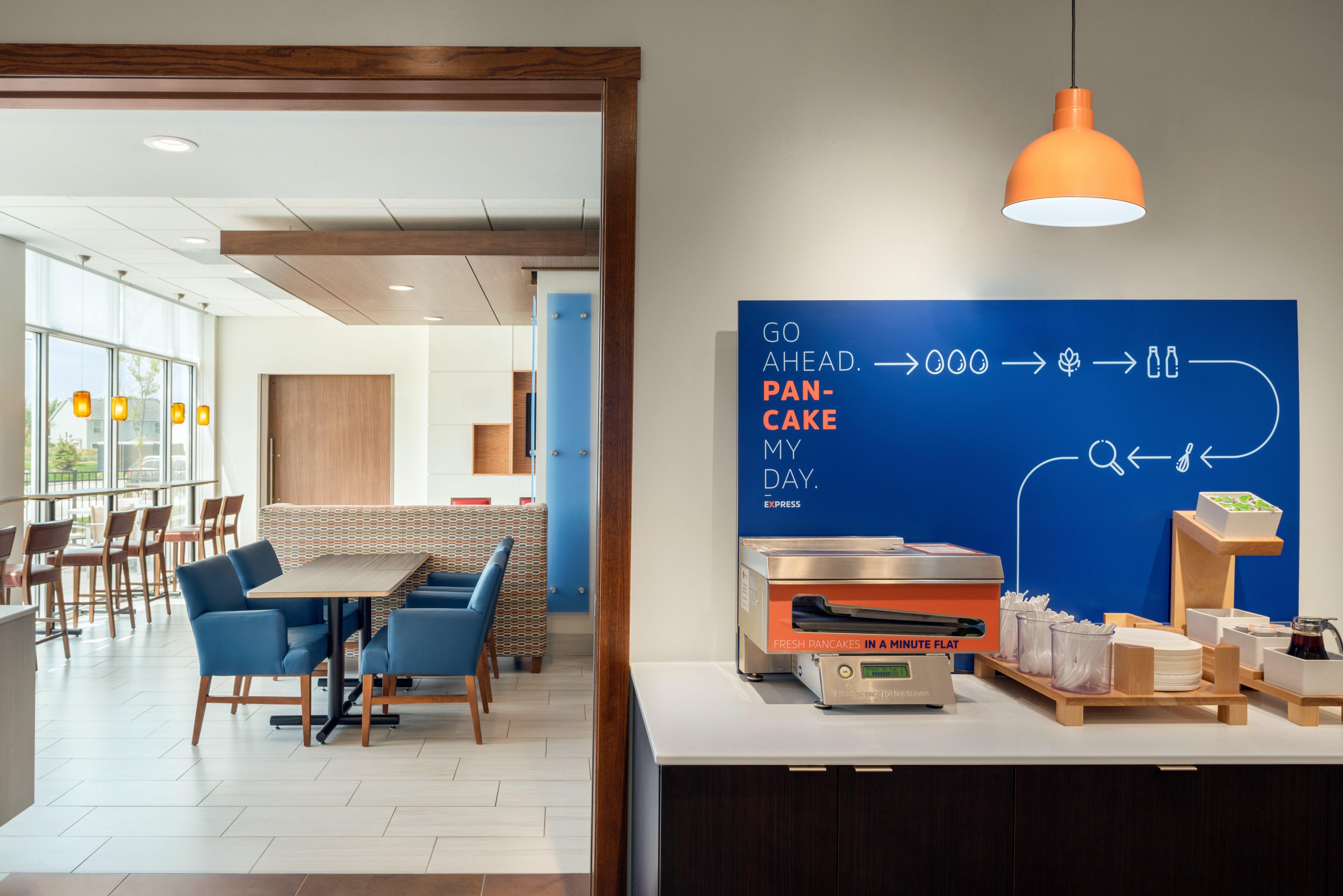 Holiday Inn Express & Suites - West Des Moines - Jordan Creek By Ihg Esterno foto