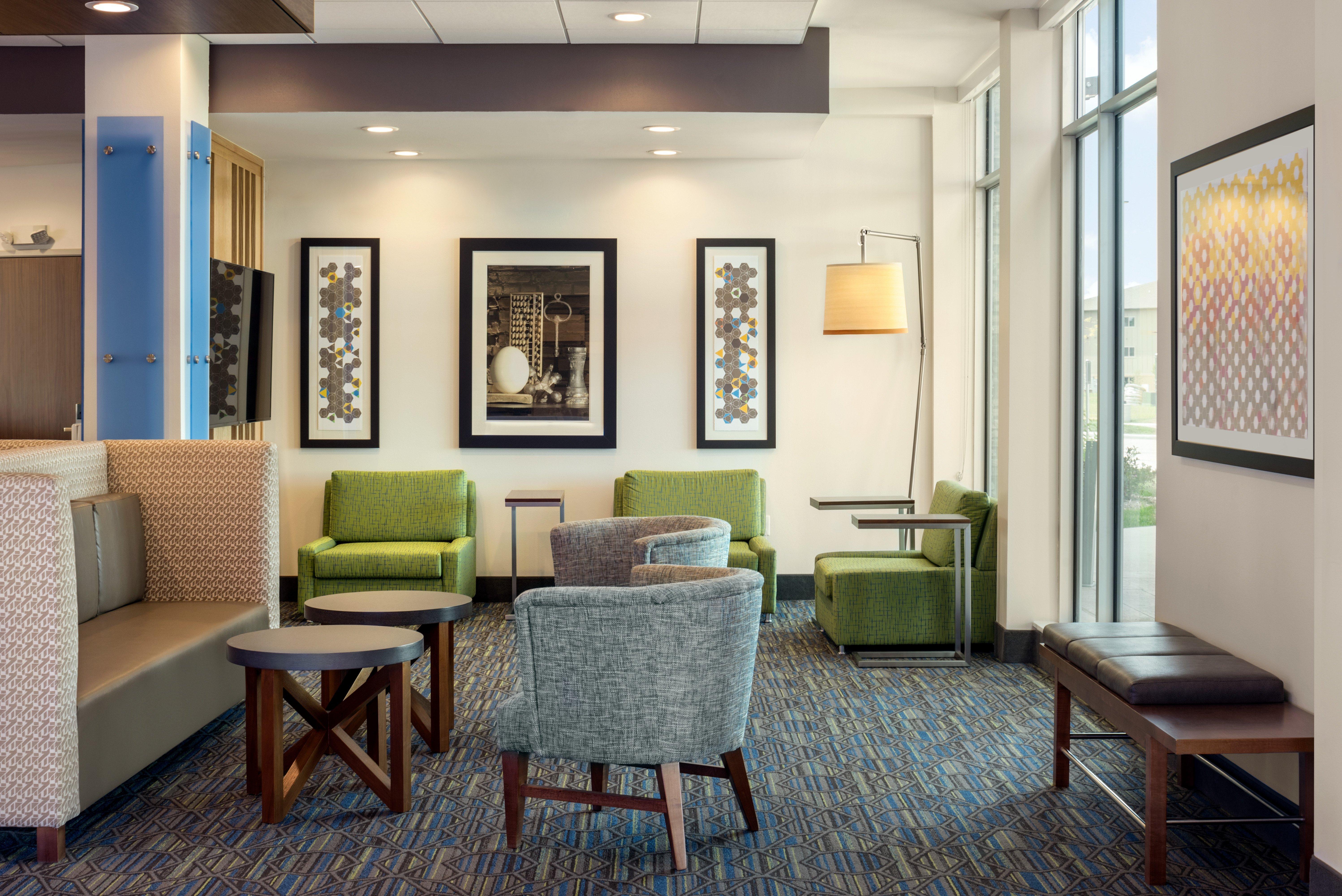 Holiday Inn Express & Suites - West Des Moines - Jordan Creek By Ihg Esterno foto