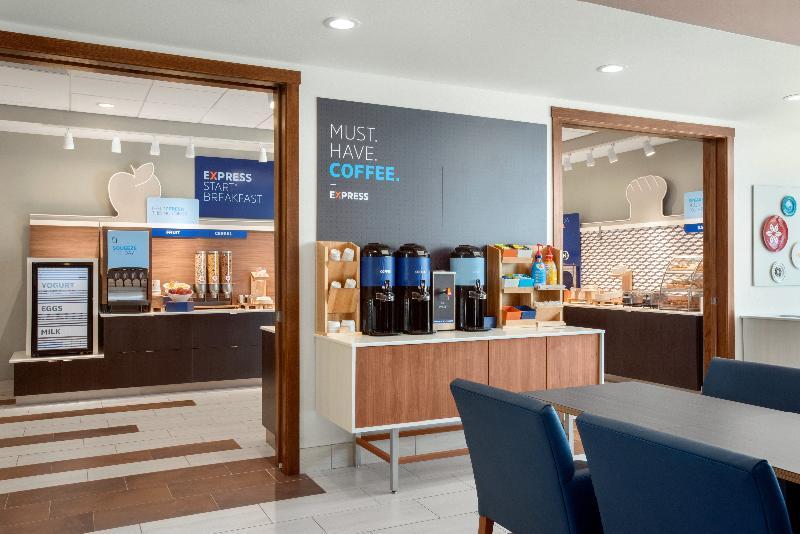 Holiday Inn Express & Suites - West Des Moines - Jordan Creek By Ihg Esterno foto